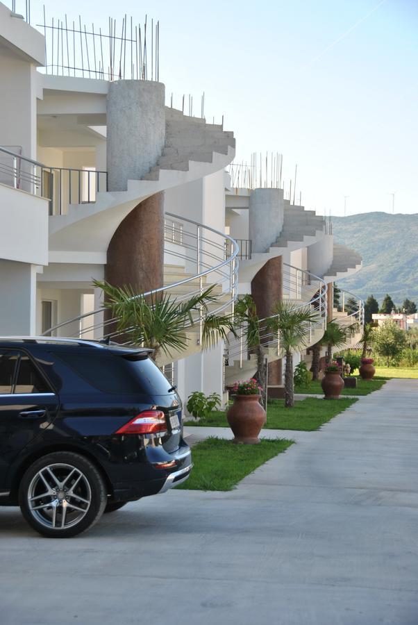 Royal Apartments & Villas Ulcinj Exterior foto