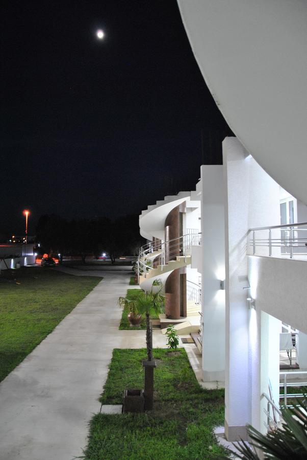 Royal Apartments & Villas Ulcinj Exterior foto