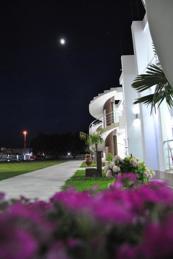 Royal Apartments & Villas Ulcinj Exterior foto