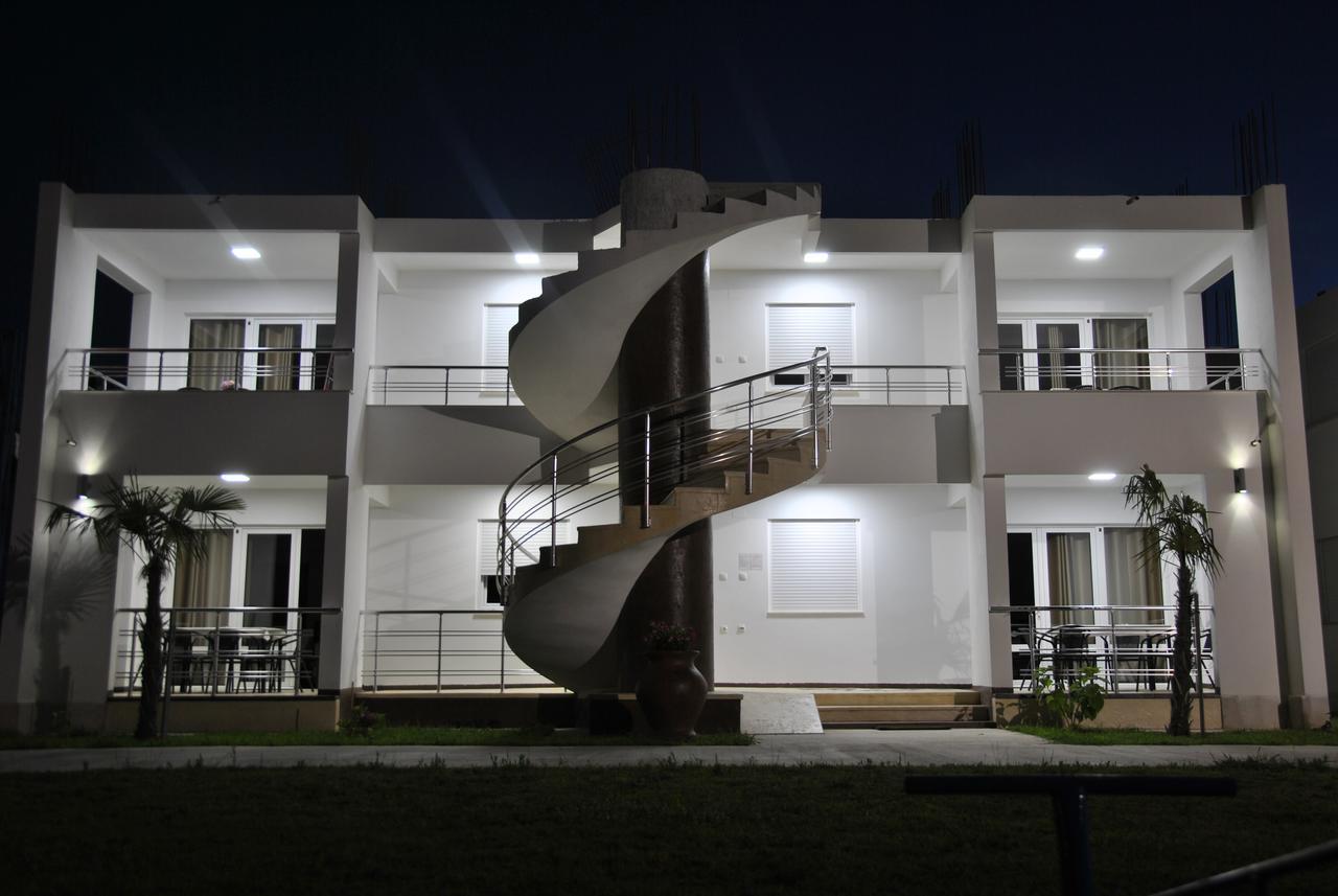 Royal Apartments & Villas Ulcinj Exterior foto