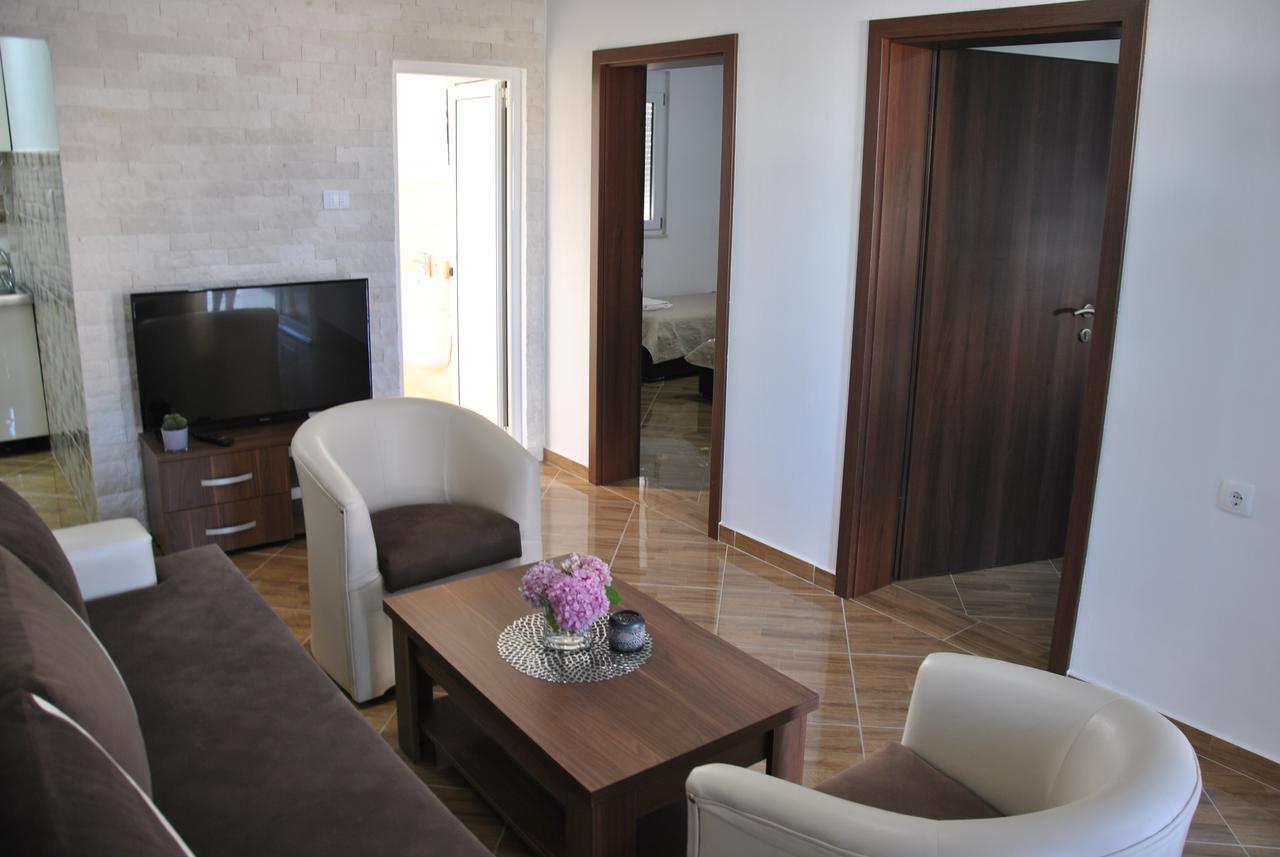 Royal Apartments & Villas Ulcinj Exterior foto